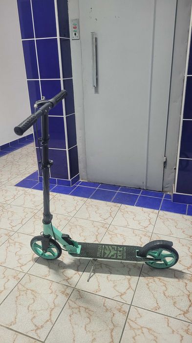 Trotineta KICK Scooters  TX200