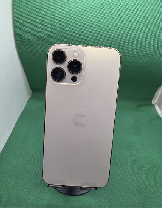 Iphone 13 pro gold