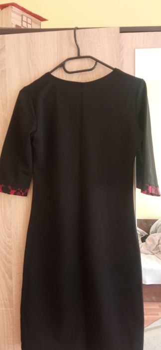 Елегантна дамска рокля