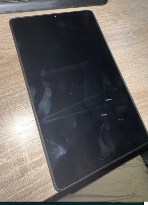 Tableta Lenovo Tab M8 TB-8505X 8” 4G LTE + SIM, 32gb 2gb RAM, stare foarte buna