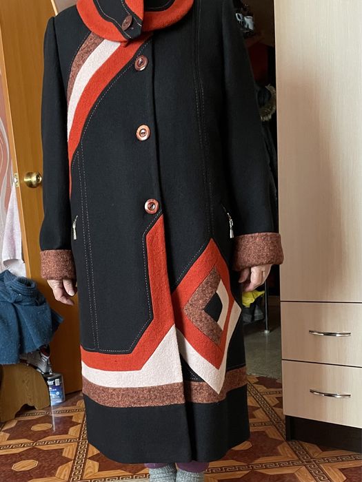 Демисезонное пальто