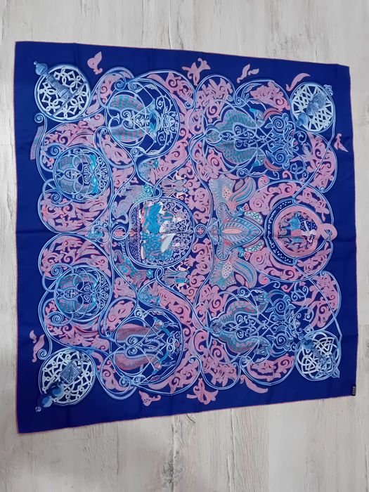 Eșarfă originală Hermes – Paris, La Charmante Aux  Animaux din mătase