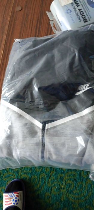 Nike tech fleece М,Л