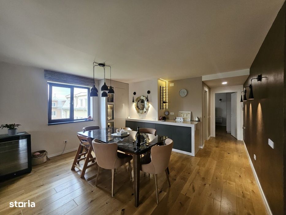 Apartament 4 Camere  Zona Iancu Nicolae!