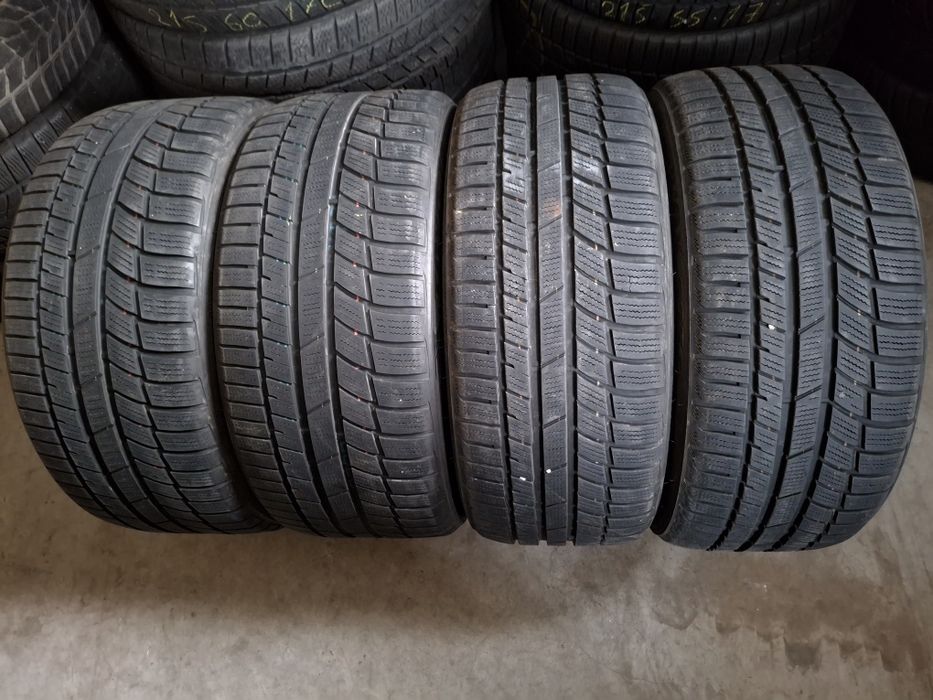 4 Anvelopele de iarnă  245 35 r18 si 225 40 r18 Toyo
