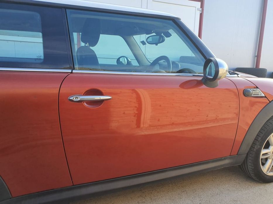OGLINDA MINI COOPER R56 D.
