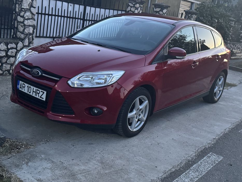 FORD Focus 2013 — imagine 5