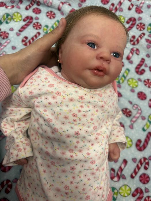 Bebelus reborn pictat manual