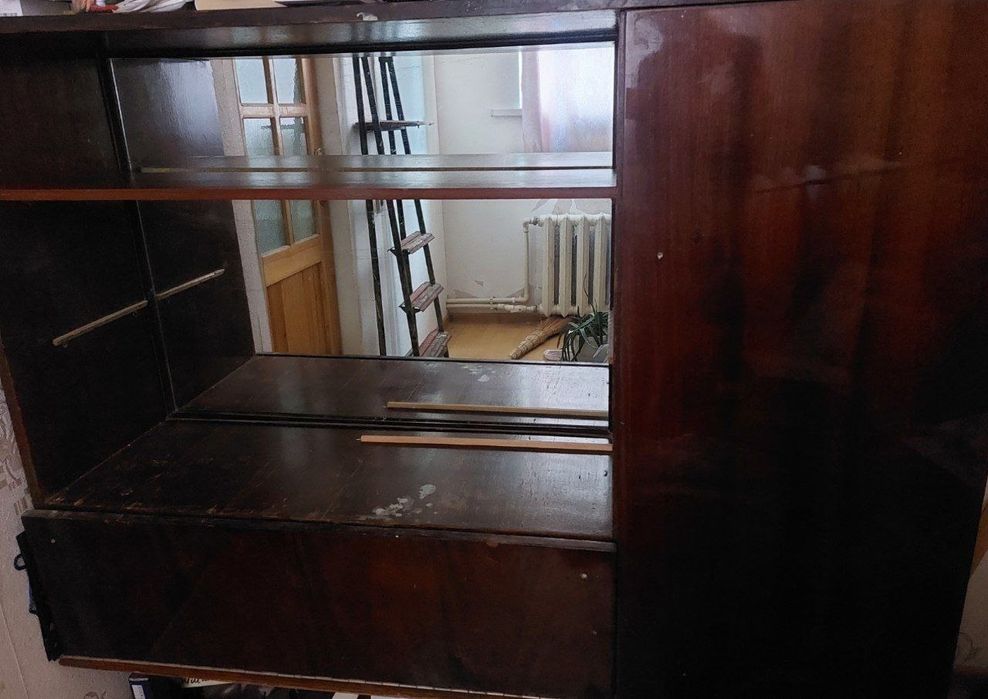 Сервант, шкаф.,мебель