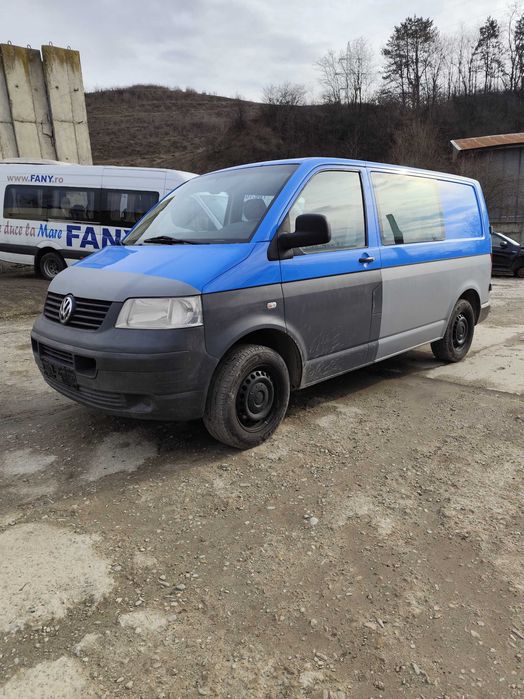 Dezmembrez V.W T5 mot 2.5 euro 4 cod mot.BPC