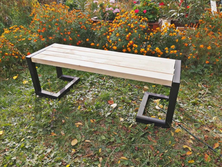 Крака за пейки и маси