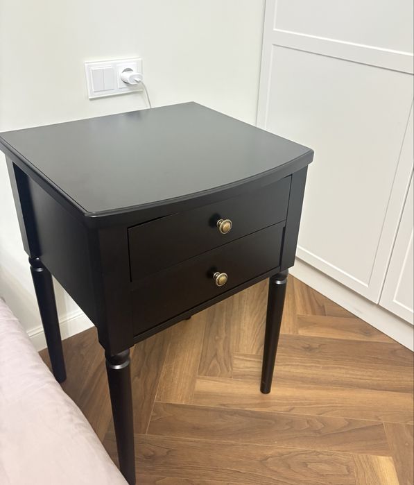 Тумба прикроватная