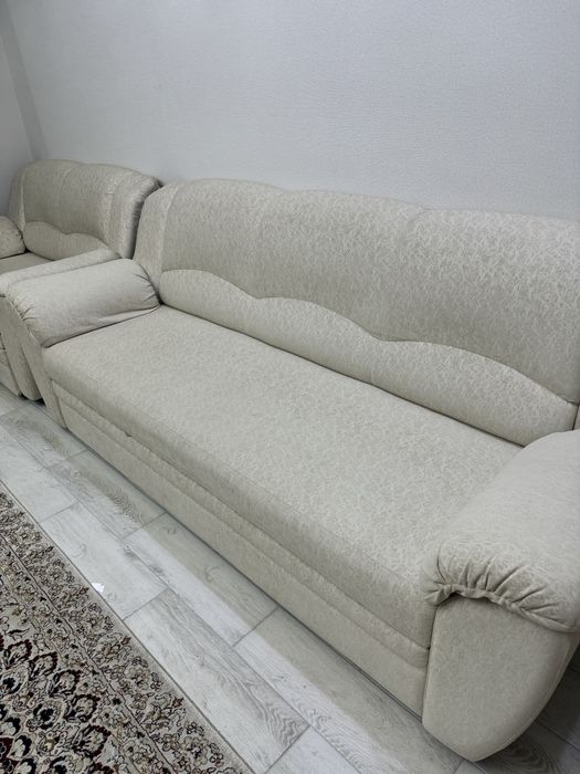 Диван 321 в отличном состоянии