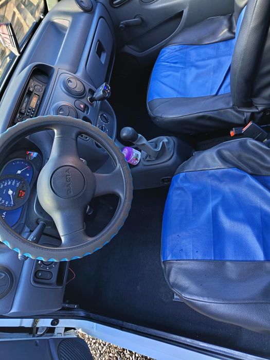 Vând  sau schimb Dacia Solenza