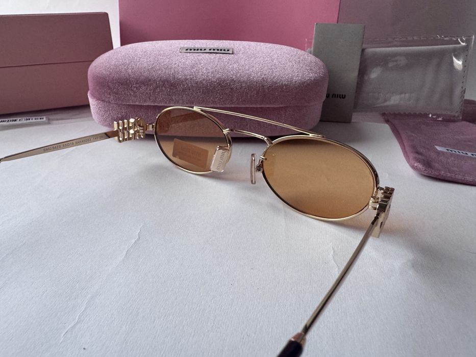 Ochelari de soare Miu Miu SMU54ZS 53-19 140, Noi