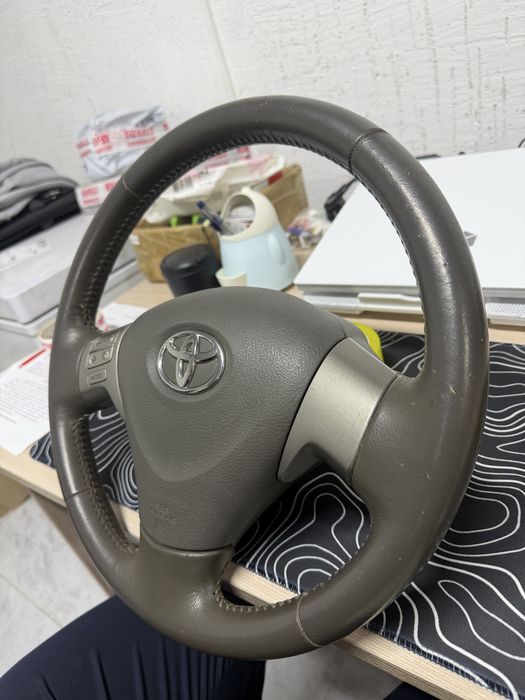 Руль в сборе Toyota Corolla
