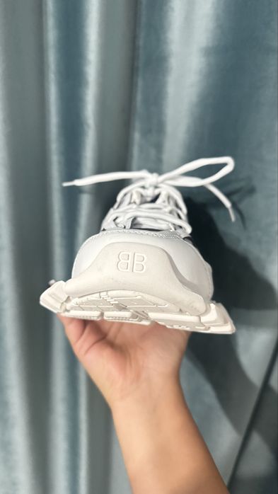 Balenciaga Truck