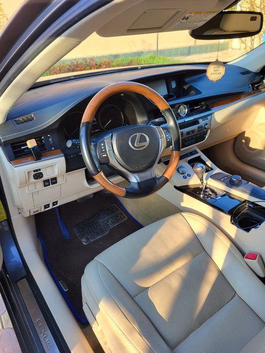 Lexus es300h гибрид