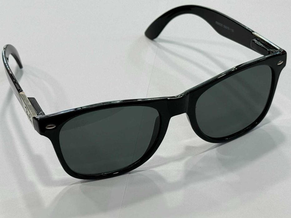Слънчеви очила Ray-Ban RB8020