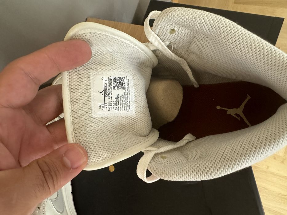 Nike Air Jordan 1 Mid Milan 44.5