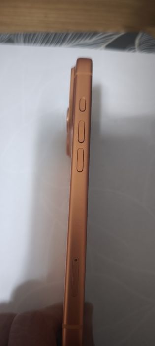 iPhone 17 pro in garanție