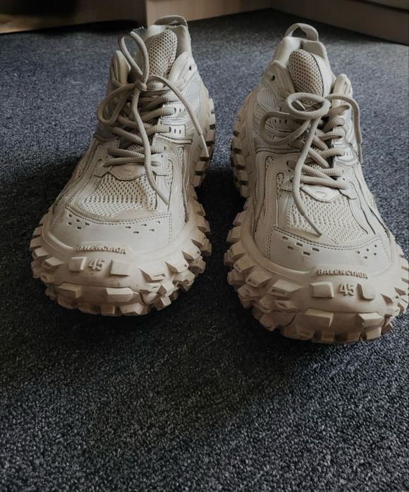 Balenciaga Defender