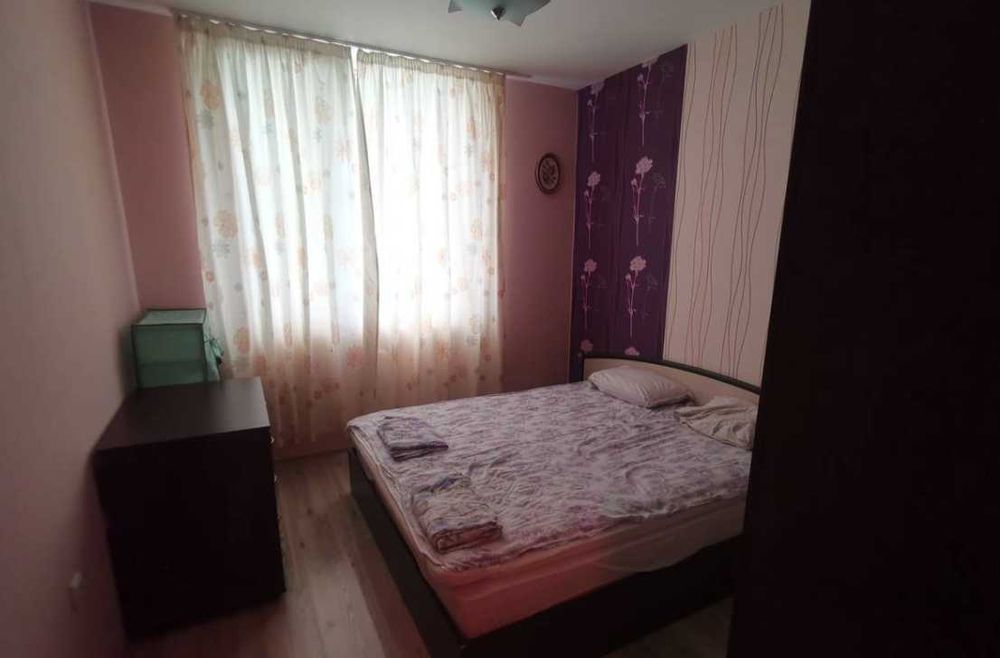 Дава се под наем Тристаен апартамент в Бургас, Славейков - 70 кв.м за 200 € - Снимка #5