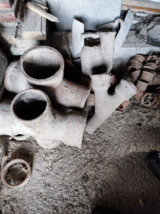 Продам чугунную крестовину