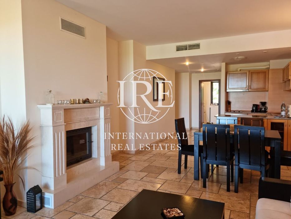 Продава се Тристаен апартамент в с. Топола, Област Добрич - 128 кв.м за 426 €/кв.м - Снимка #2