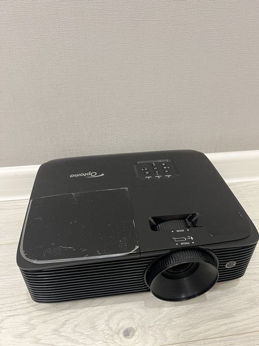 Проектора Epson EB-E350, Optoma DAXSHS