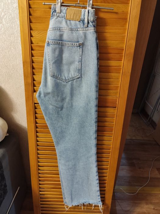 Джинсы брюки вещи для девочек.