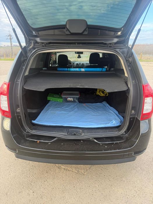 Vând Dacia Logan  MCV