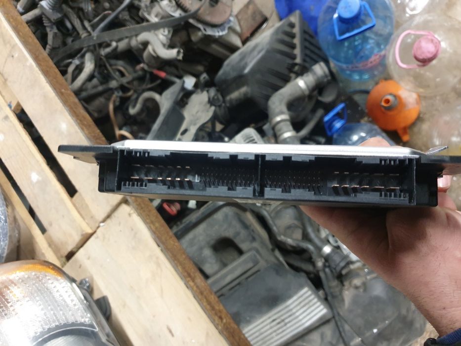 Модул за завиващи фарове за е9х