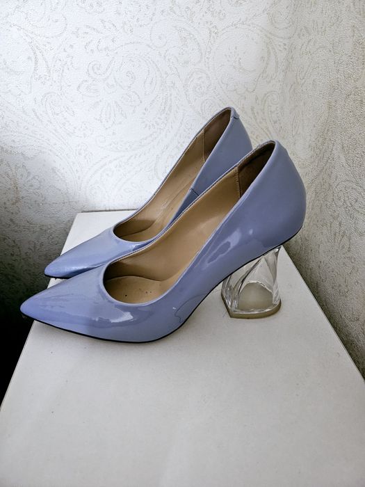 Продам туфли в отличном состоянии