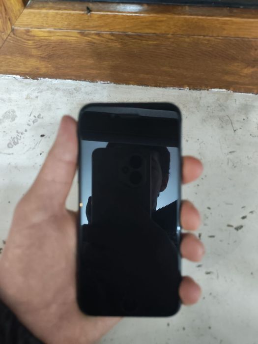 Iphone 8 lla srochna