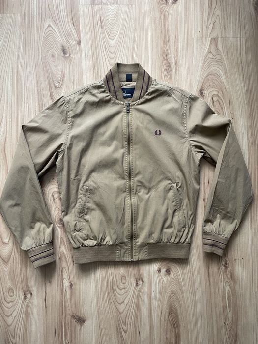 FRED PERRY Bombers/мъжко яке-бомбър S