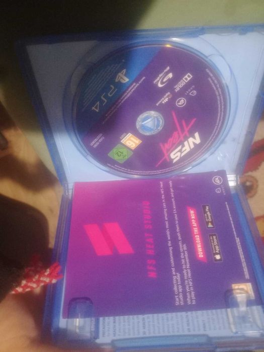 PS4 Pro-като нов+3 игри