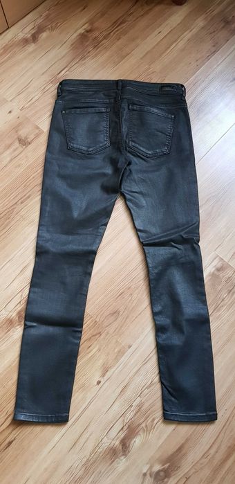 НОВИ Дамски дънки  размер 27/28
