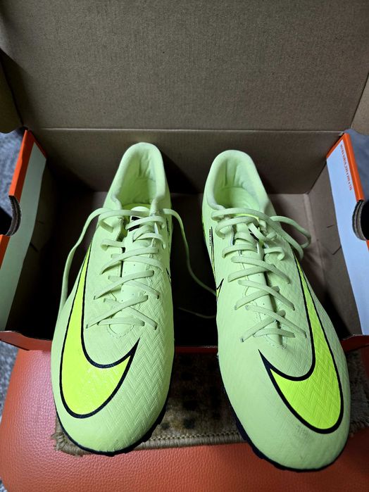Nike Zoom Vapor 16 AC