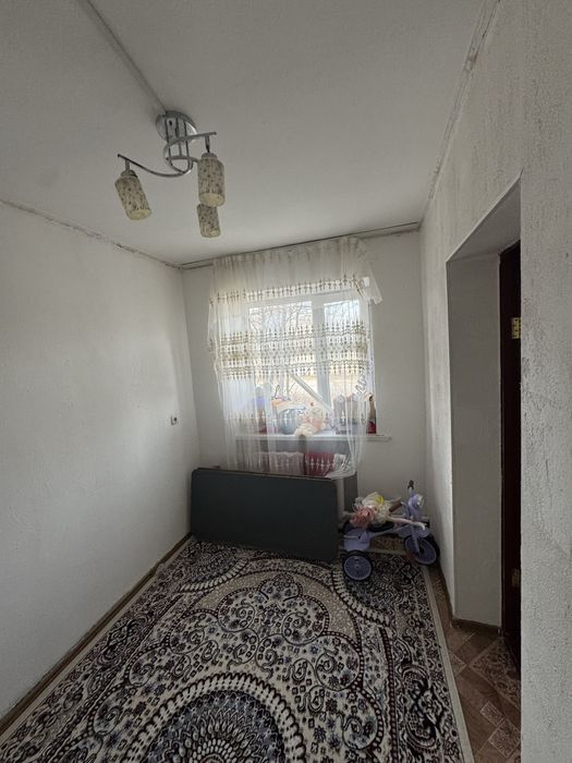Продам 2 комнатный квартира