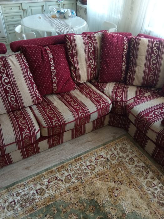 Диван + кресло..