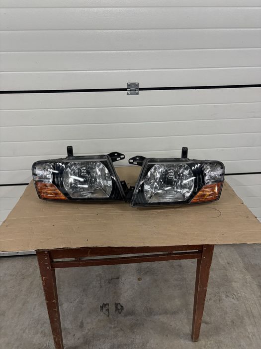 фар/фарове за mitsubishi pajero