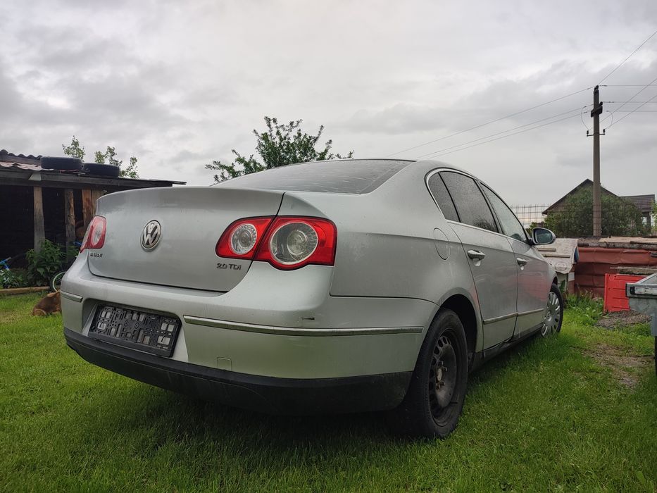 Vw Passat b6,2,0tdi-140cp,întreg sau ptr dezmembrat!!!