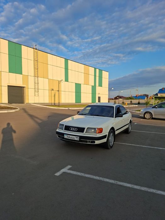 Продам Ауди 100 с4 в хорошем состоянии