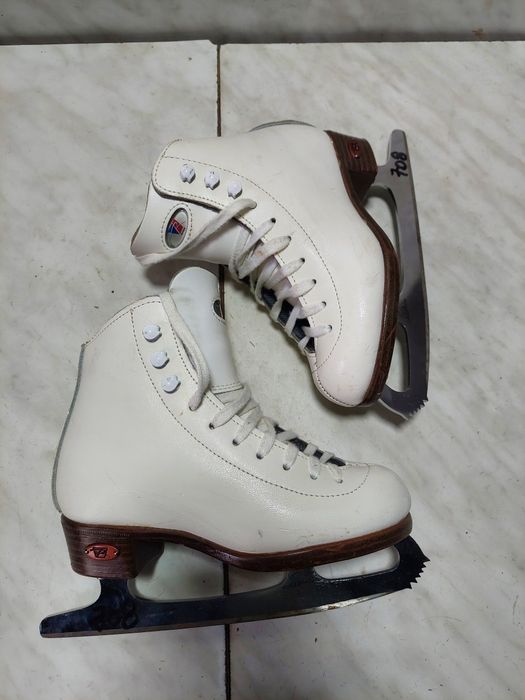 Patine 708 gheata patinaj artistic Riedell  marime 29 (19  cm)