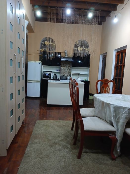 Kunlik ijaraga arzon joy 35.000 som markazda