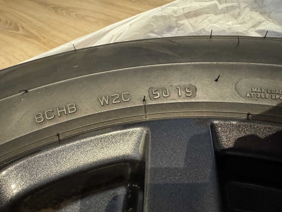 Jante aliaj R16 5x114.3 originale Mazda 3, Mazda CX-30, Mazda 6, Mazda CX-3 (4 jante + anvelope iarna Bridgestone))
