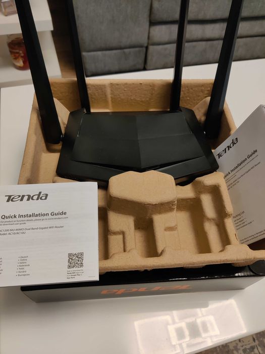 Router Wireless Gigabit TENDA AC10, Dual-Band, 300 + 867 Mbps, negru