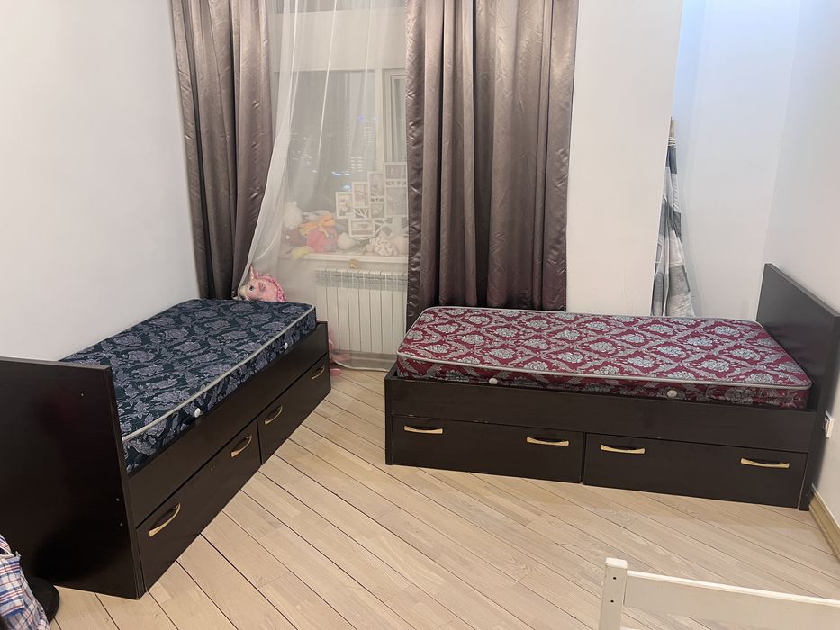 2 односпальние кровати с ящиками+ матрасы