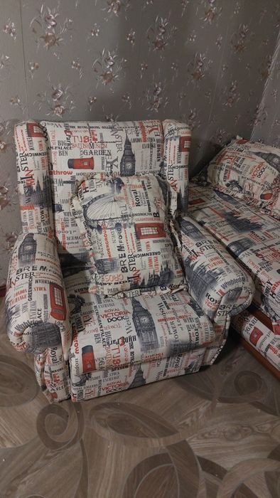 Продается диван с креслом